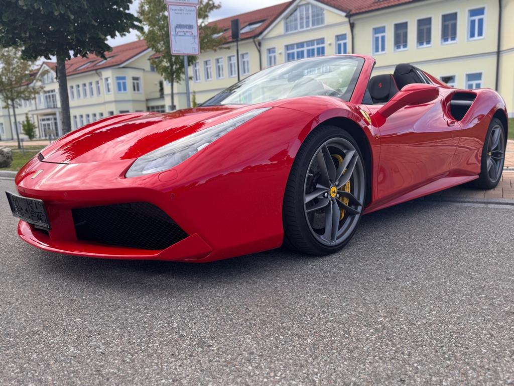 Ferrari 488 Spider