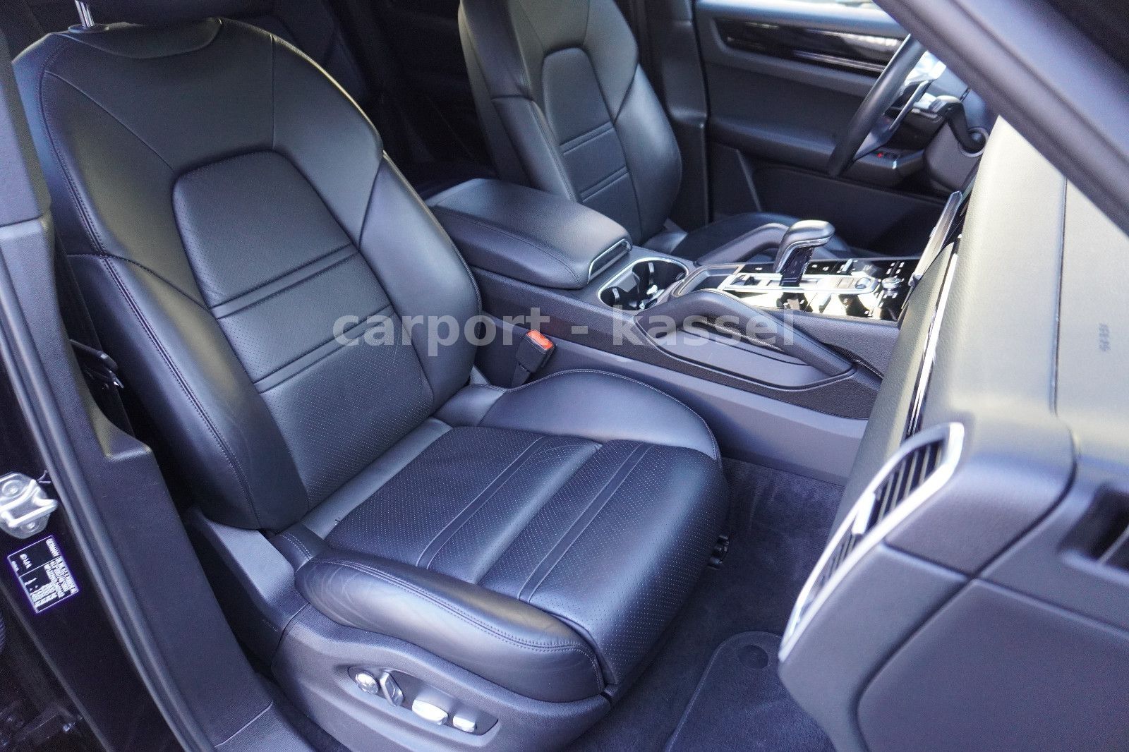 Porsche Cayenne Sportpaket 1.Hand/360°/LED/21" RS Spyder foto 20