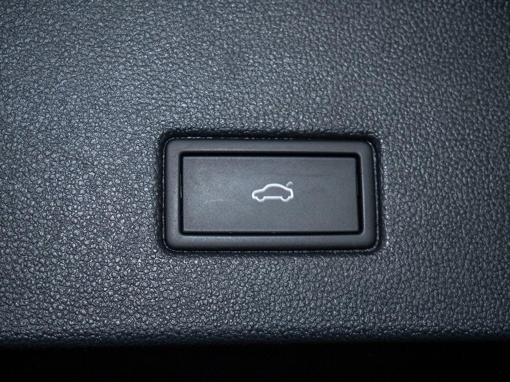 Volkswagen T-Roc 1.5 TSI DSG Style Pano Navi Kamera APP SHZ, миниатюра 22