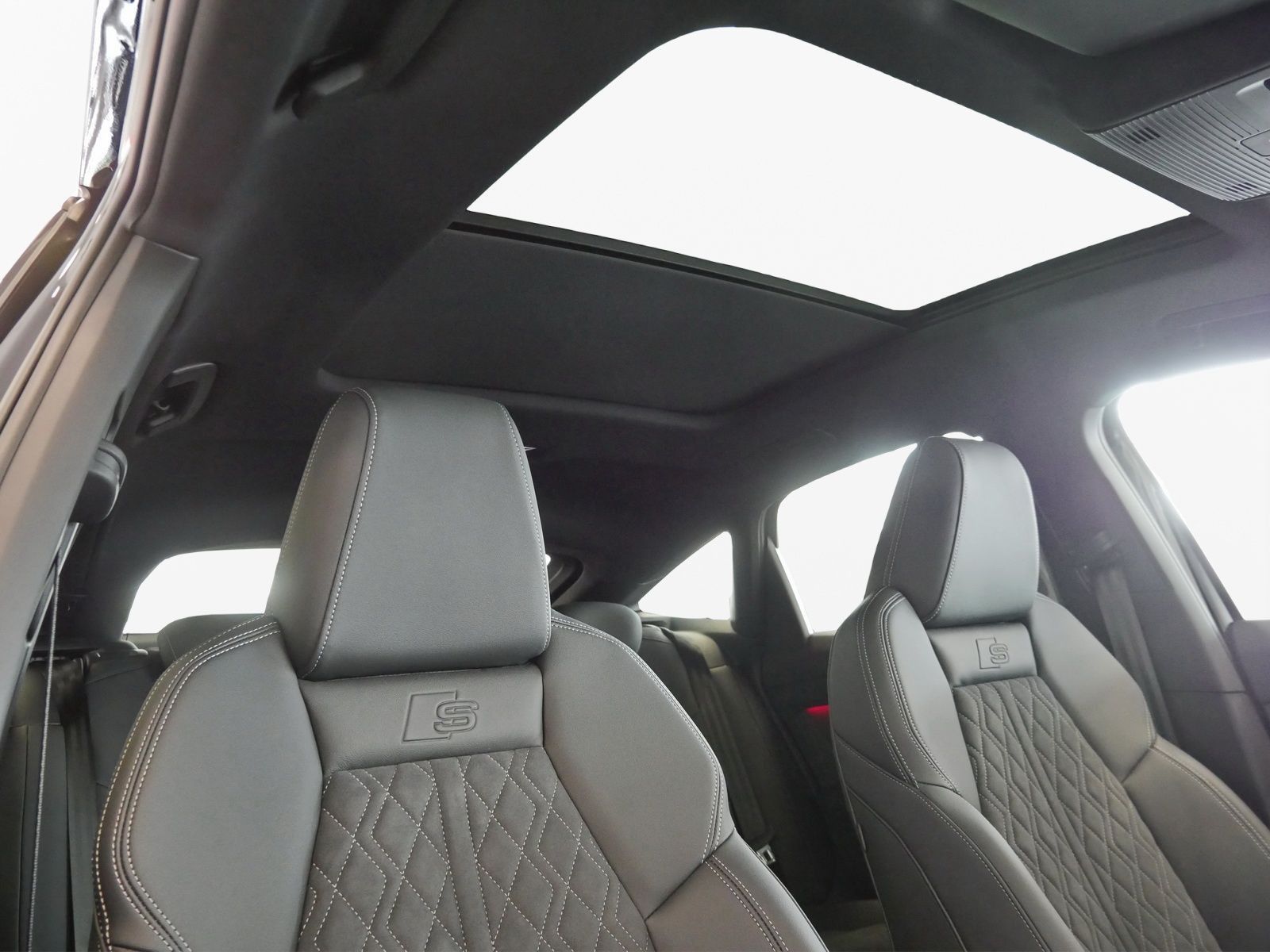 Audi Q4 e-tron - Bild 11