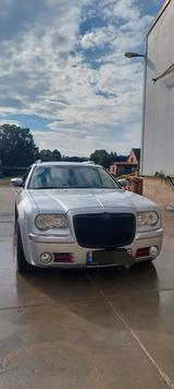 Chrysler 300C Touring 3.5 V6 AWD Autom. - - Chrysler 300C: Allradantrieb