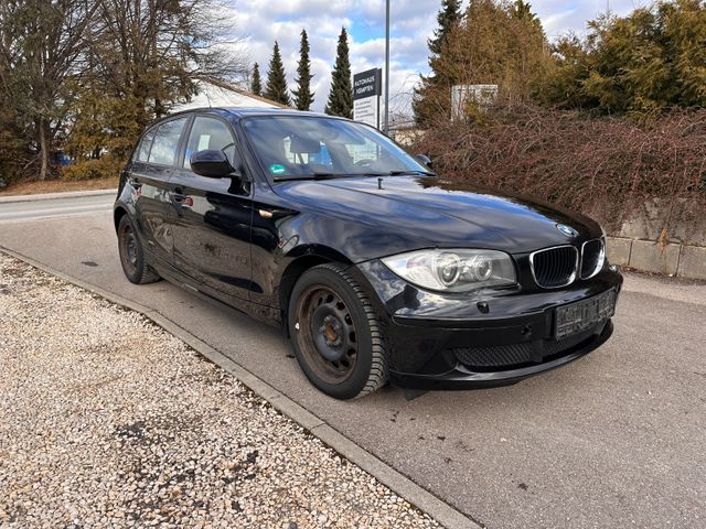 BMW 118 Baureihe 1 Lim. NAVI/SHZ/USB