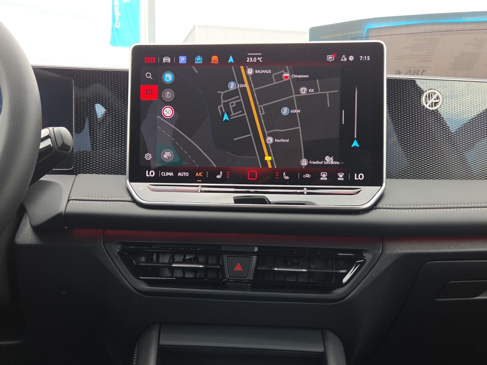 Volkswagen Tiguan - Bild 8