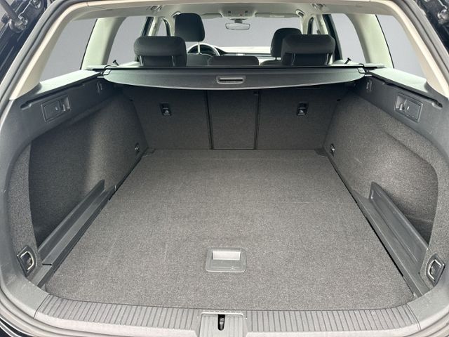 Passat Variant 1.5 TSI DSG LED+NAVI+KAMERA+SIHZ+