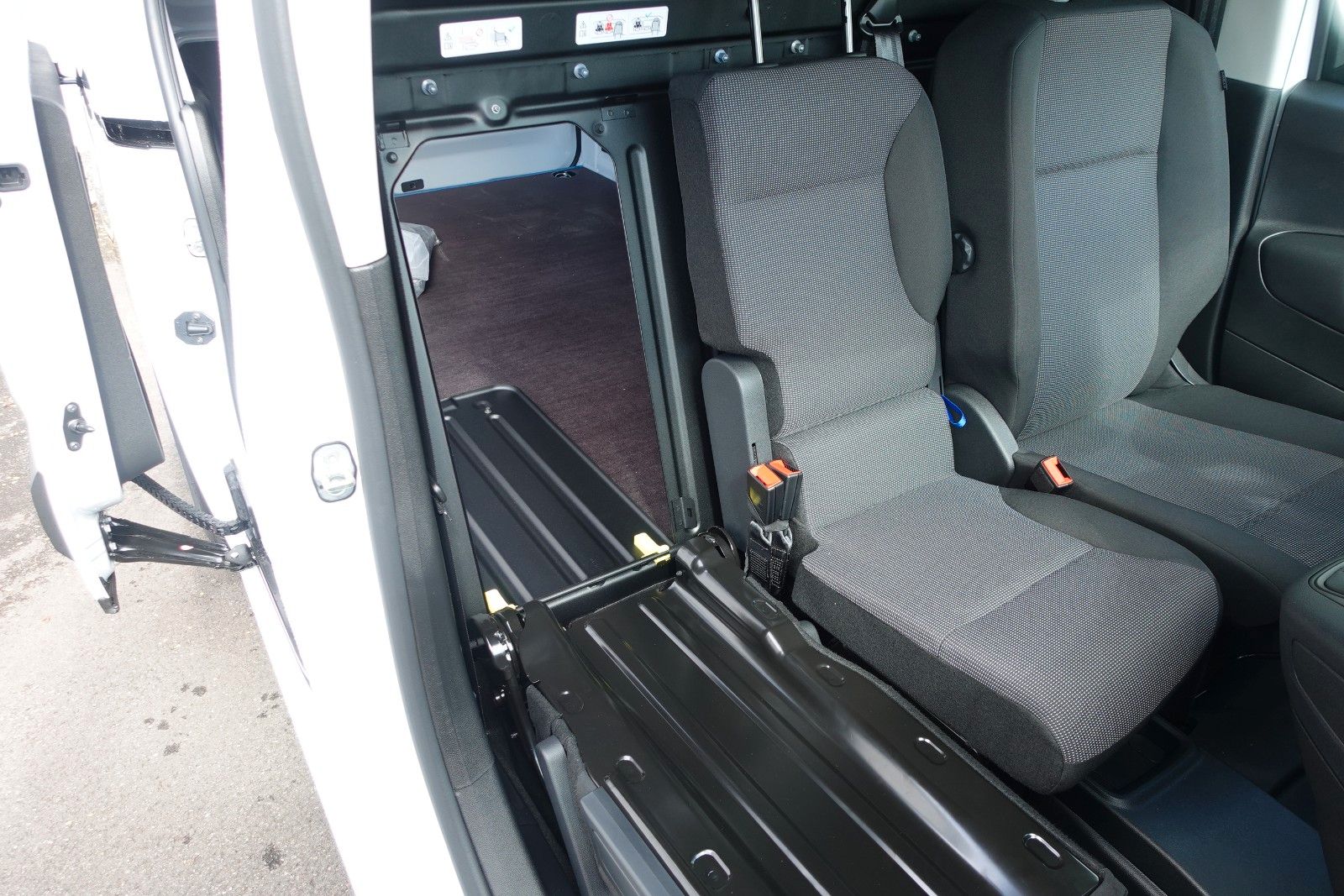 Fahrzeugabbildung Opel Combo E Cargo XL, Schlechtweg, FlexCargo, Navi