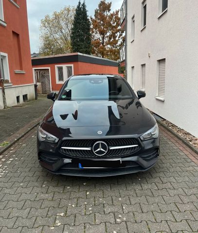 Mercedes-Benz Mercedes CLA 250e