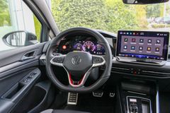VW Golf VIII Lim. GTI Clubsport / PERFORMANCE / IQ