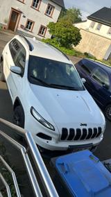 Jeep Cherokee 2.2 M.Jet 147kW 4x4 J.A.Drive II Li... - weiße Jeep Cherokee