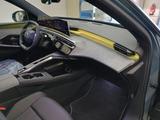 Peugeot 5008 GT HYBRID 145PS DSC6 *7 SITZER*PANORAMA* - Peugeot: Allradantrieb