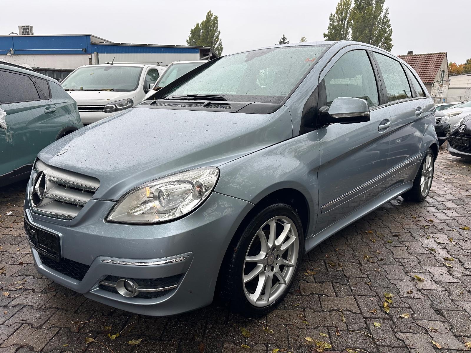 Mercedes-Benz B 200 Sport Edition Teilleder Klima Ahk Euro5