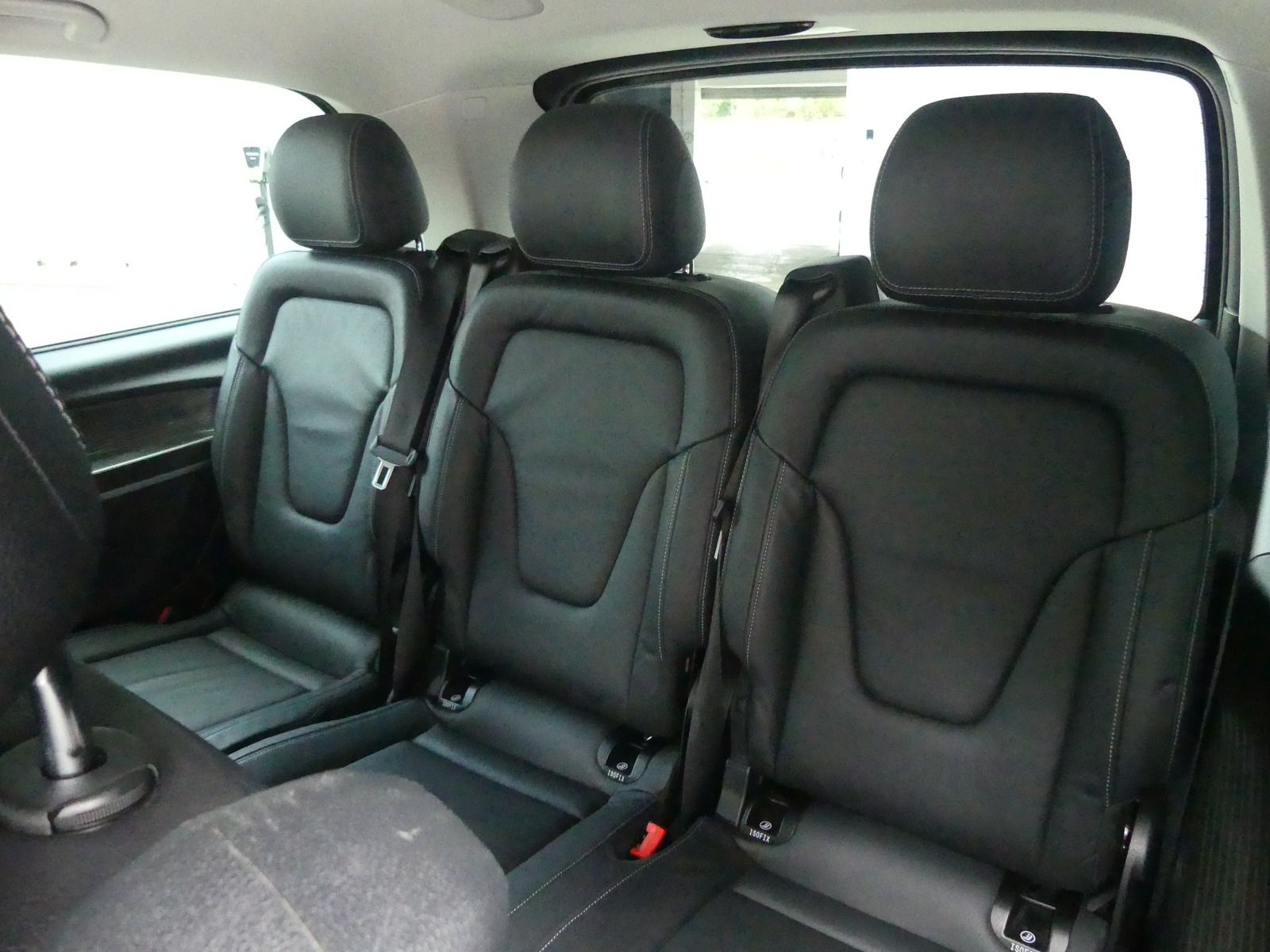 Mercedes-Benz V 220 d AVANTGARDE Lang E-TÜREN 7SITZ STHZ AHK L foto 12