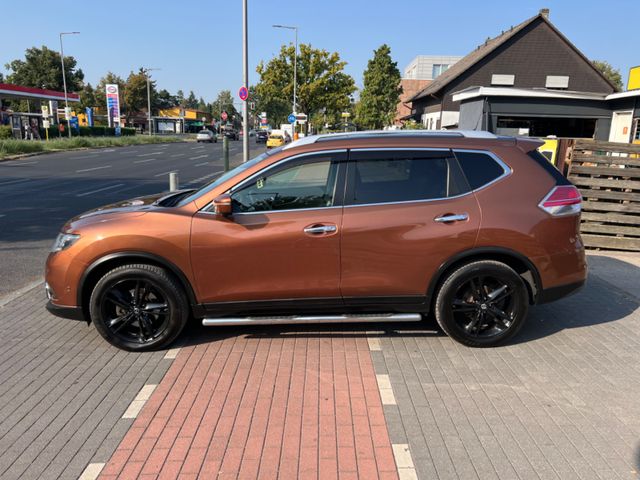 Nissan X-Trail Tekna ,Automatik,Navi,Panorama,7-Sitze,