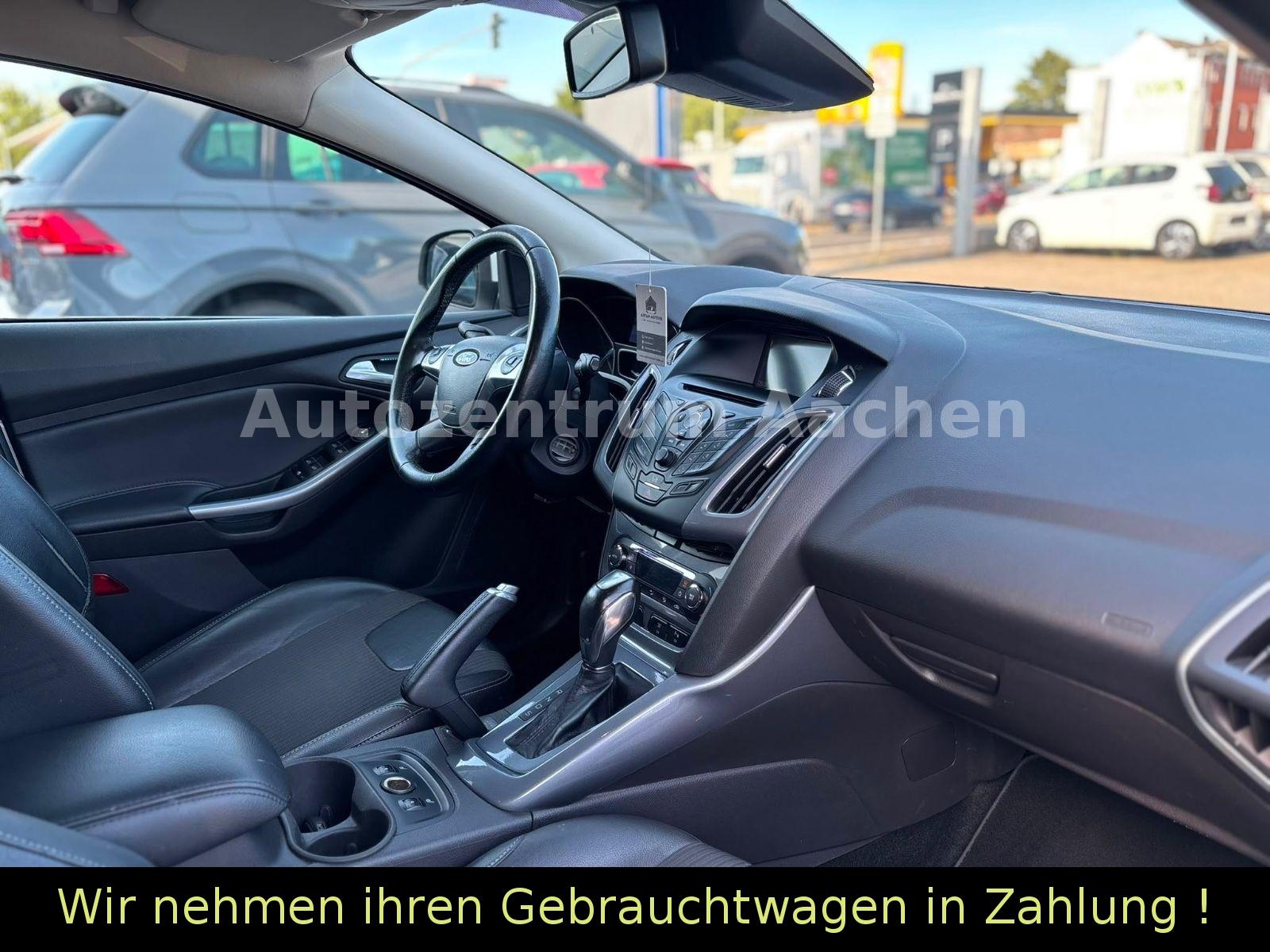 Ford Focus 2014 — фото 16