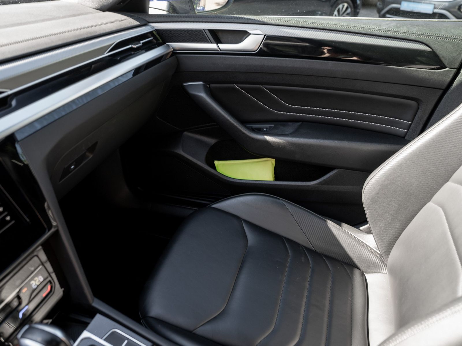 Volkswagen Arteon SoH 96,22% DCC NaviPro R-Line IQLight AHK foto 21