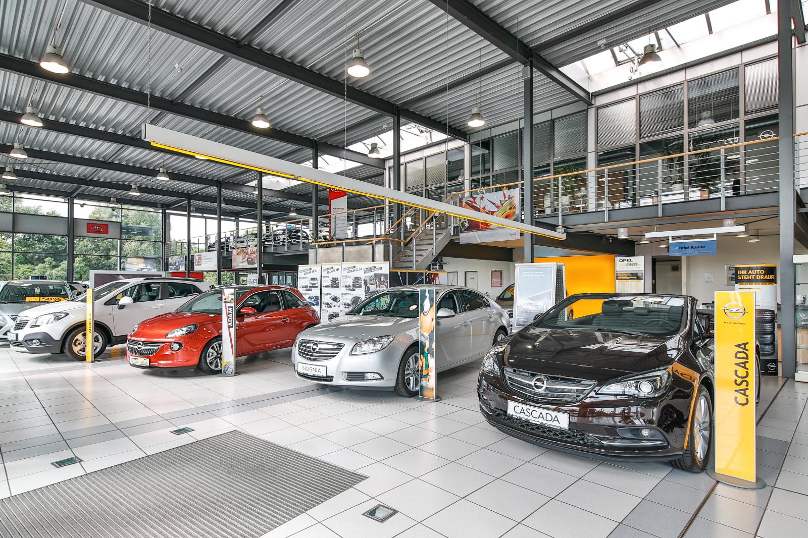 showroom-image-bottom