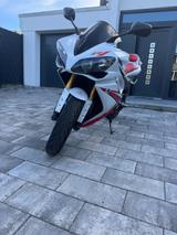 Yamaha + MEGA RAKETE SUPERSPORTLER RN19 + MIVV +++