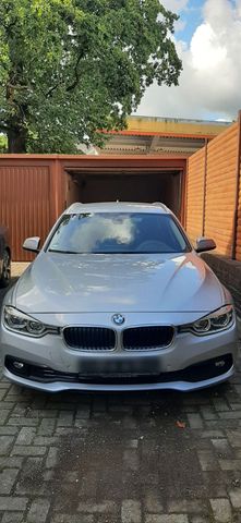 BMW 320 d xDrive Touring Sport Line Automa...