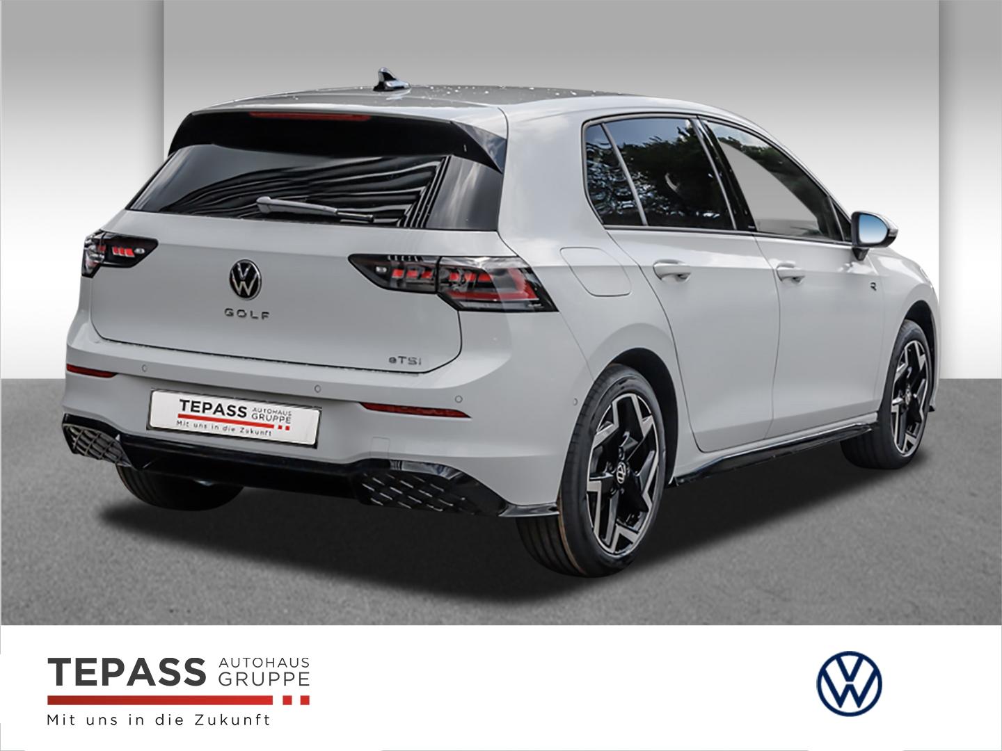 Volkswagen Golf 1.5 eTSI R-Line NAVI LANE IQ
