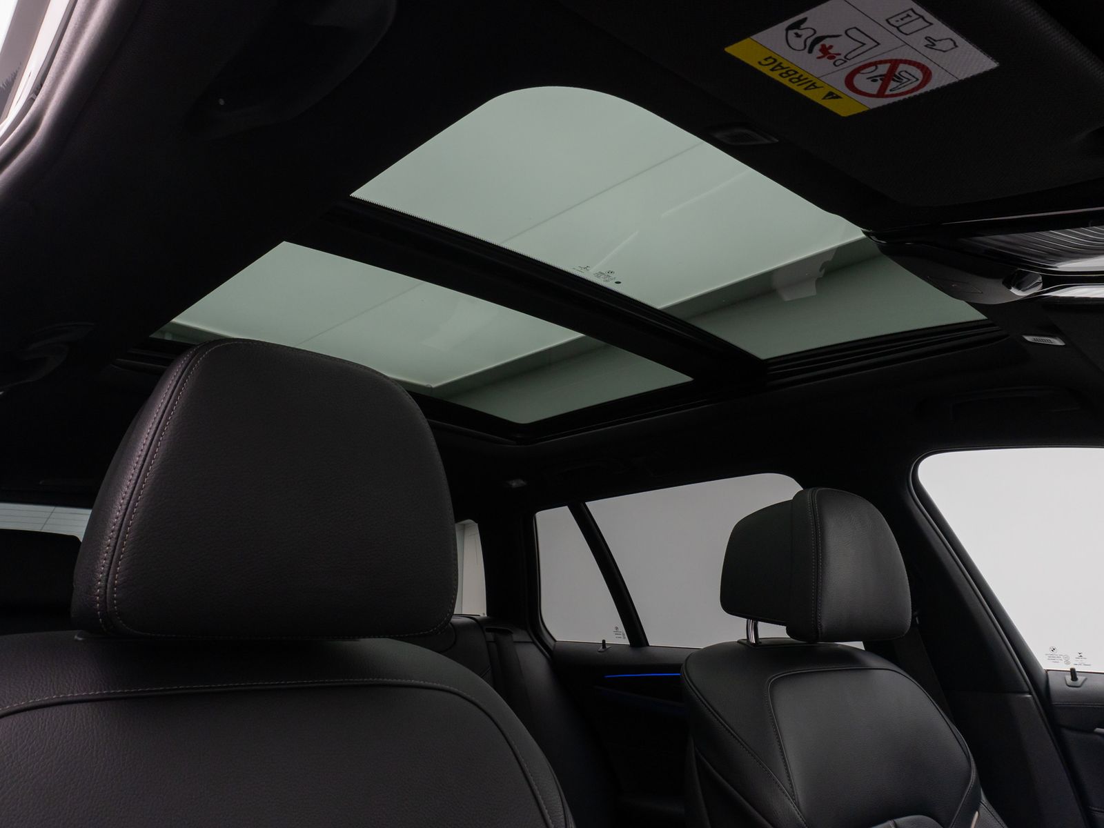 Fahrzeugabbildung BMW 540i xD Luxury Line Panorama Kamera HUD DAB H/K