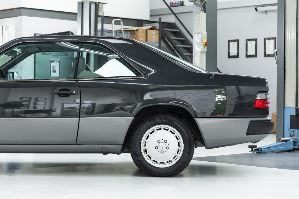 Mercedes-Benz CE 230