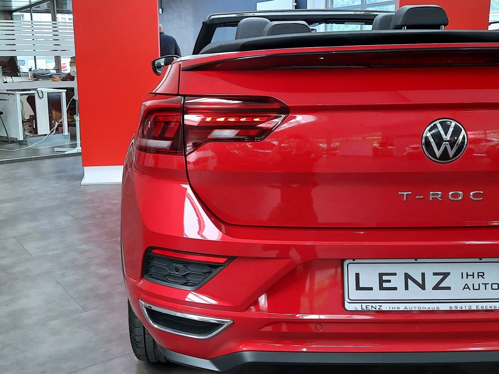 Fahrzeugabbildung Volkswagen T-Roc Cabrio R-Line TSI *AHK*Navi*PDC*ACC*LED*