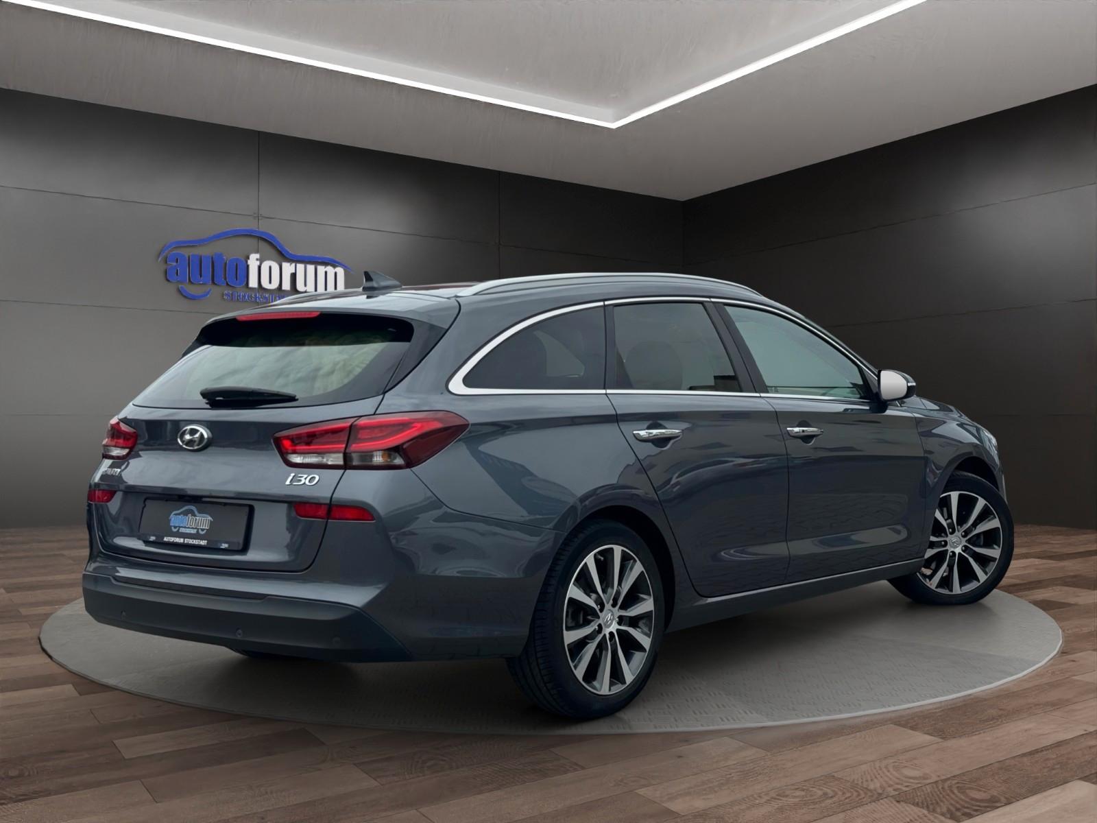 Hyundai i30 cw Premium AUTOMATIK°ACC°NAVI°LED°KAMERA