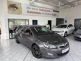 Opel Astra J Sports Tourer Innovation *LHZ*Xenon* - Opel Astra aus 2011: Sports Tourer