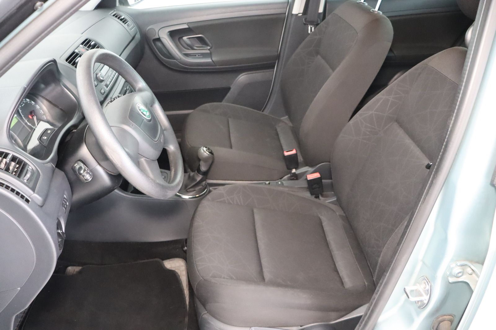 Fahrzeugabbildung SKODA Fabia Combi 1.2 TSI Ambition * HU/AU neu * Fami