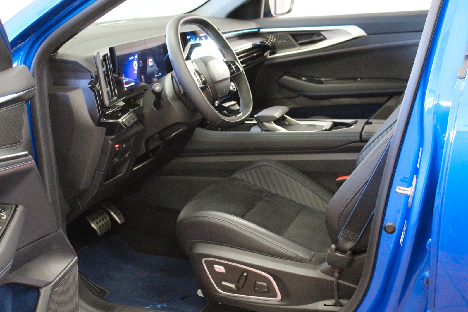 Fahrzeugabbildung Renault Rafale Full Hybrid E-Tech 200 Esprit Alpine