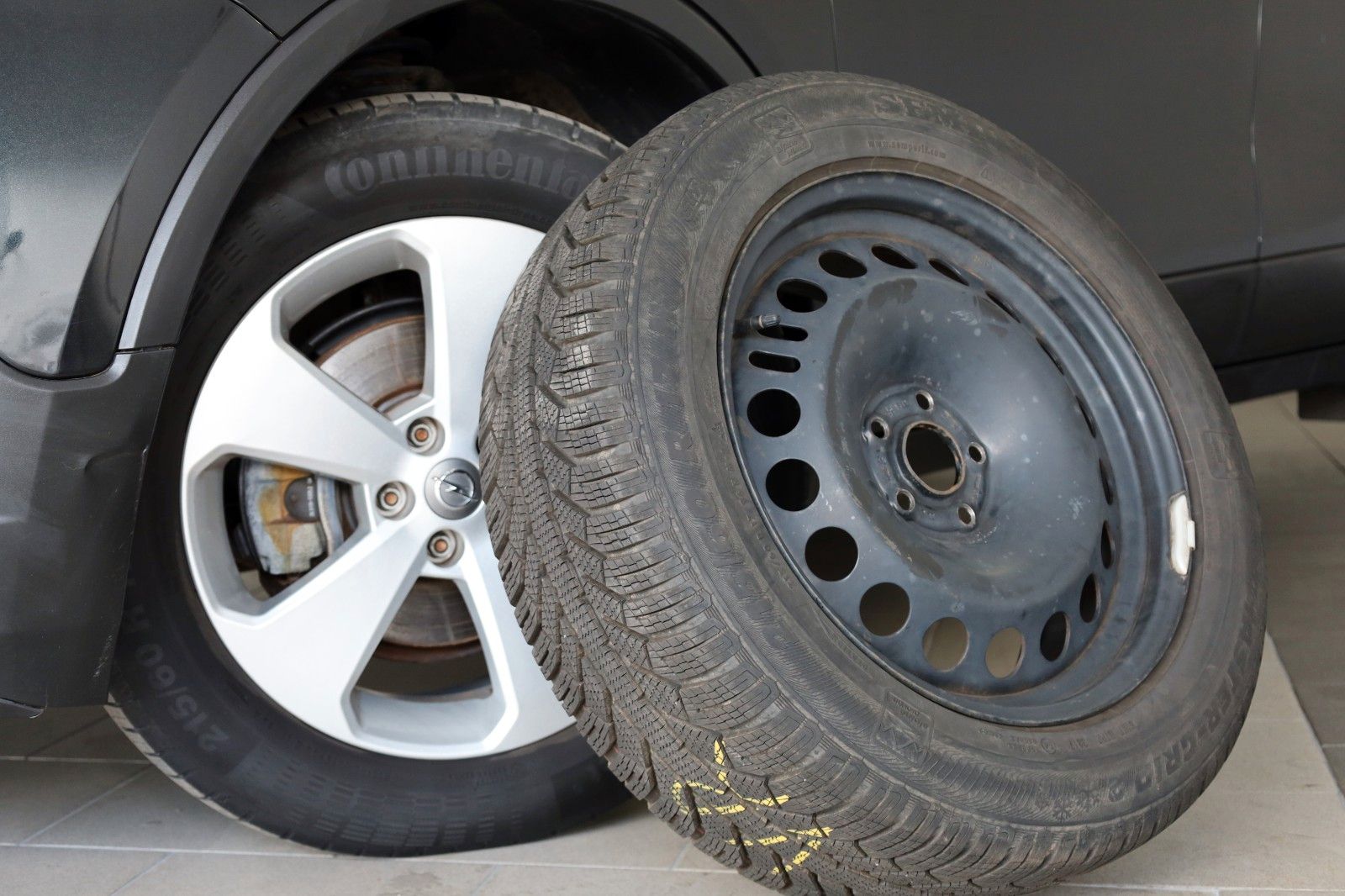 Fahrzeugabbildung Opel Mokka Edition ecoFlex SH,PDC,8-fach bereift