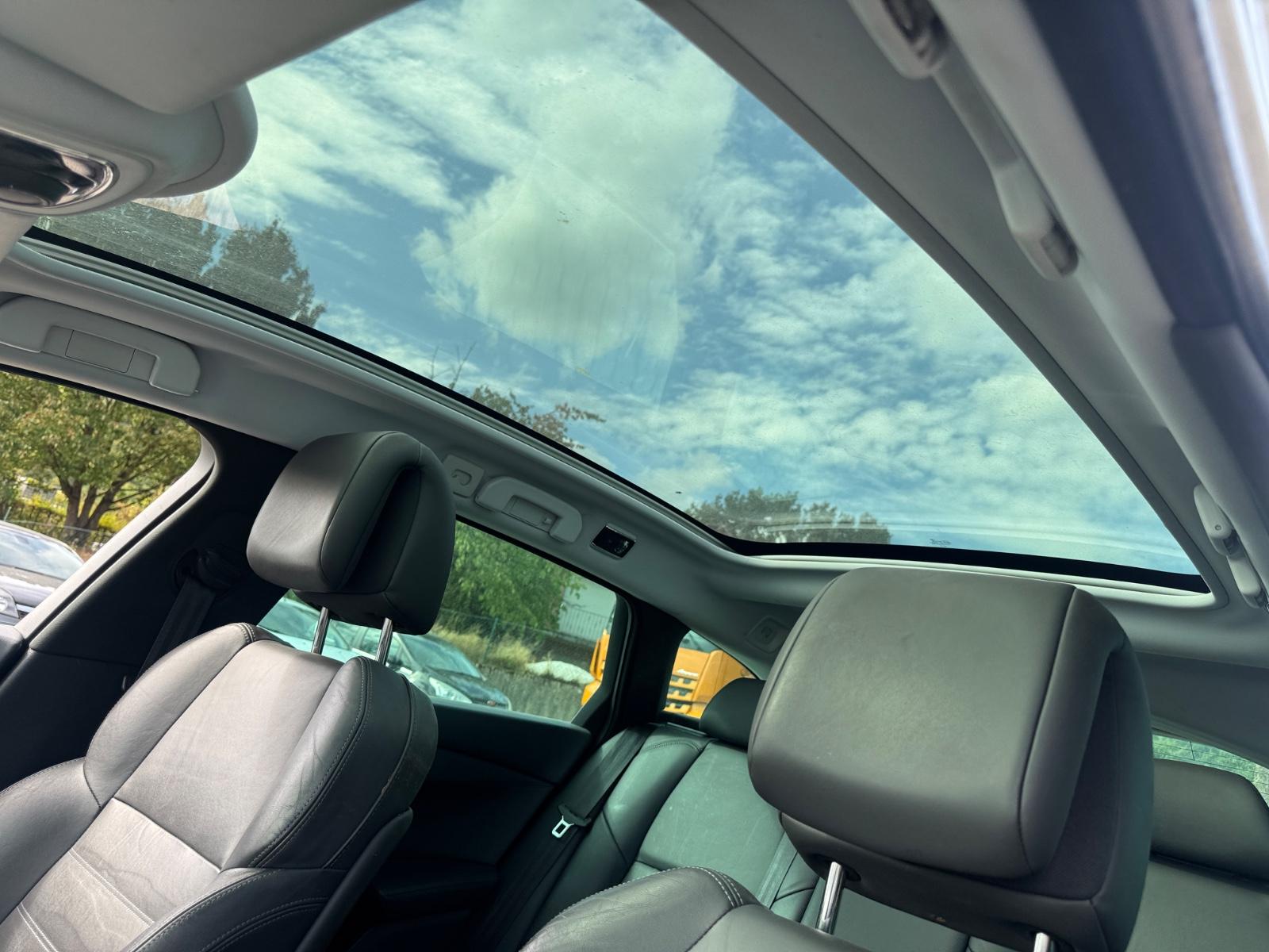 Peugeot 508 2011 — photo 19