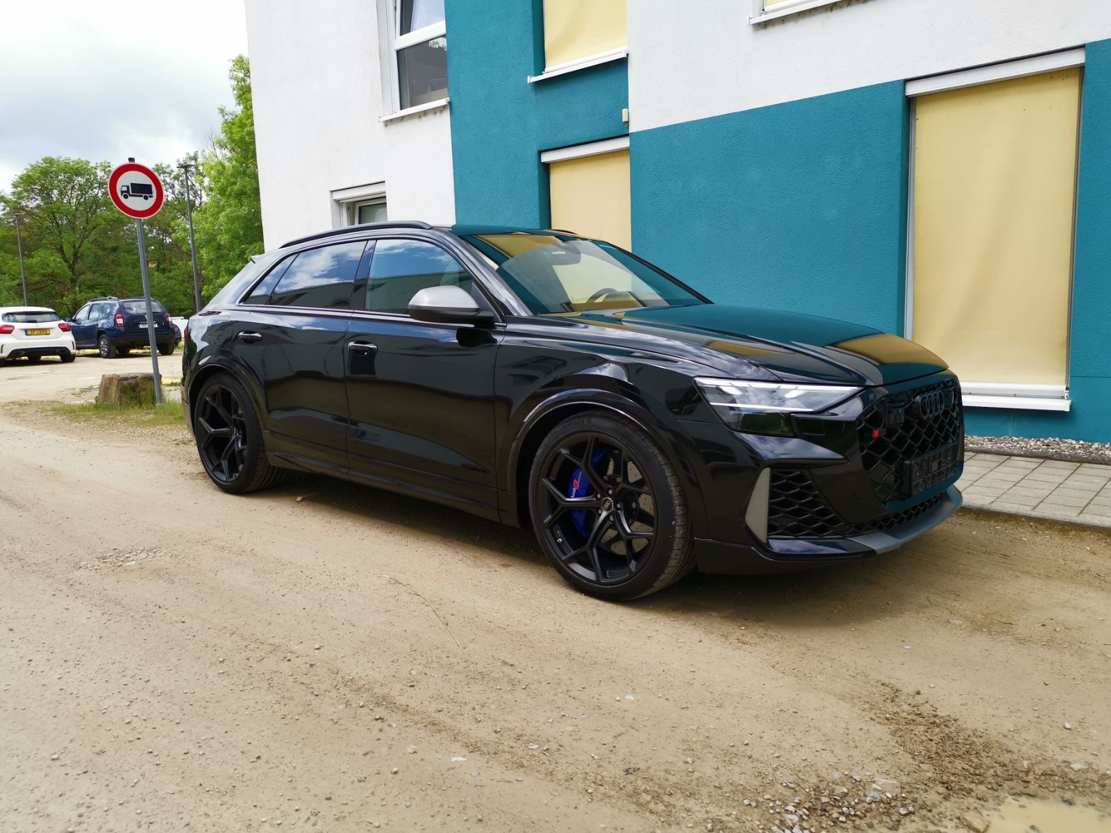 Audi RSQ8 PERFORMANCE/KERAMIK/23/HEAD/DESIGPAKET BLAU