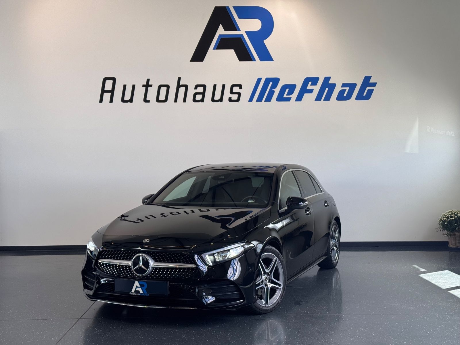 Mercedes-Benz A 180 *AMG-LINE*PDC*LED*WIDESCREEN*SHZ*