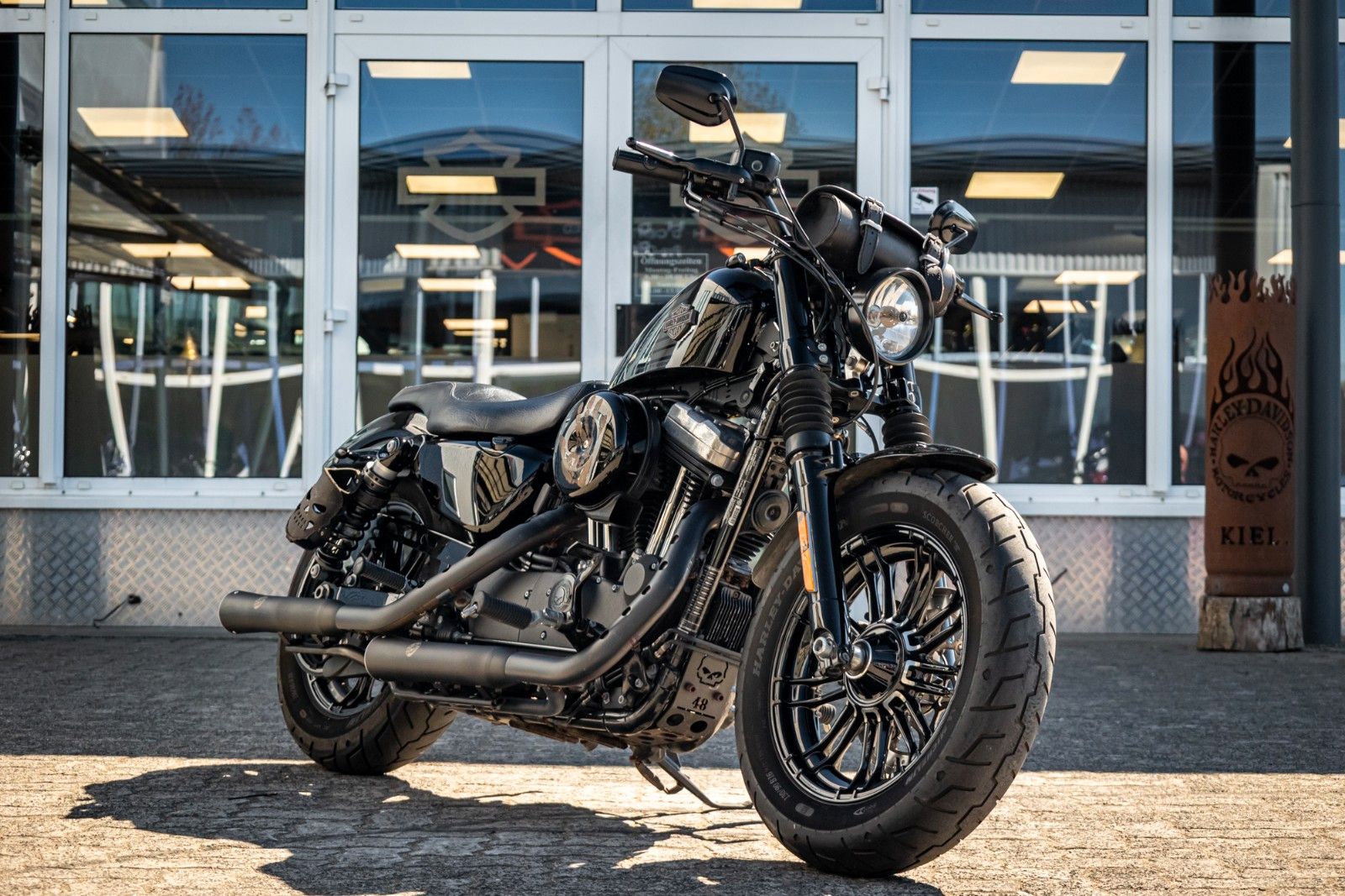 Fahrzeugabbildung Harley-Davidson XL1200X SPORTSTER FORTY-EIGHT - Falcon Auspuff -