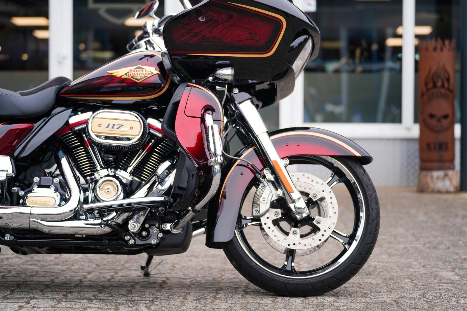 Fahrzeugabbildung Harley-Davidson FLTRKSE CVO Road Glide Ltd - 120th Anniversary