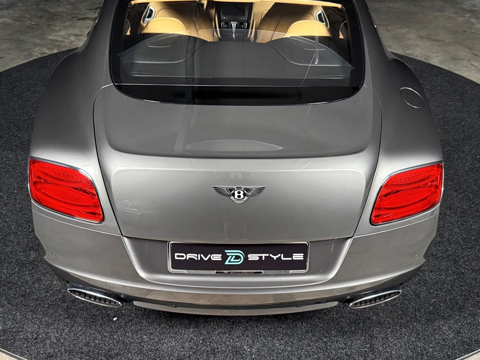 Fahrzeugabbildung Bentley Continental GT 6.0 W12 Speed 4WD Automatik