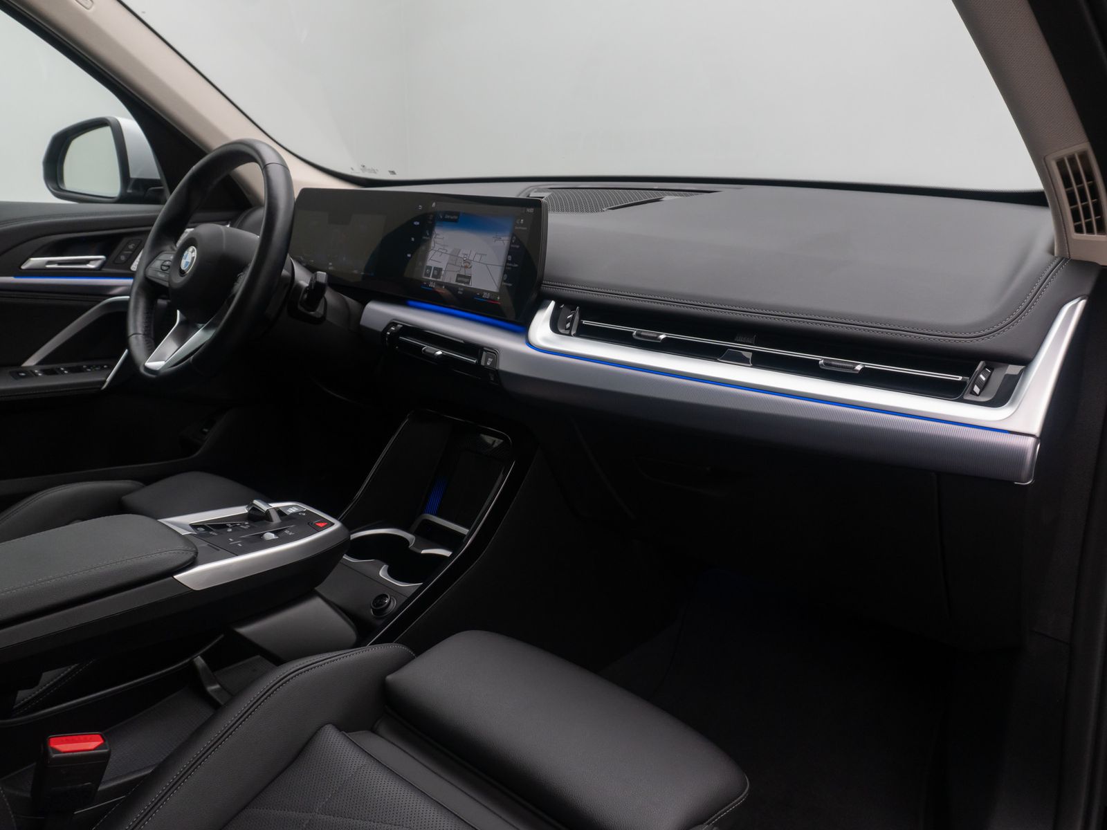 Fahrzeugabbildung BMW X1 xD20d xLine Kamera H/K AHK DAB Panorama 19"