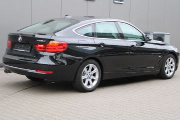 BMW 325 - 4