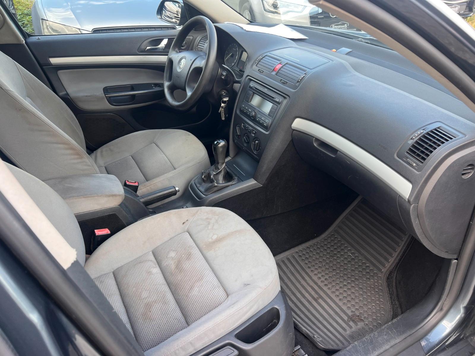 Skoda Octavia 2006 — photo 10