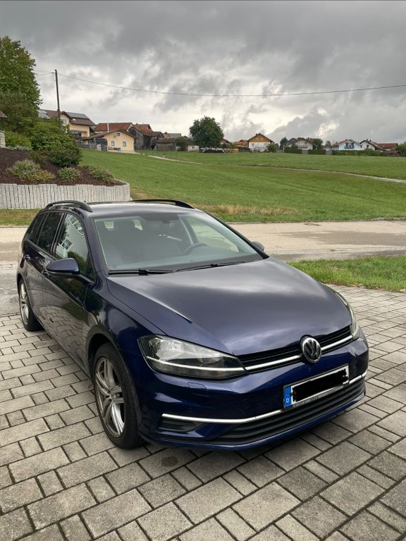 Image of Volkswagen Golf