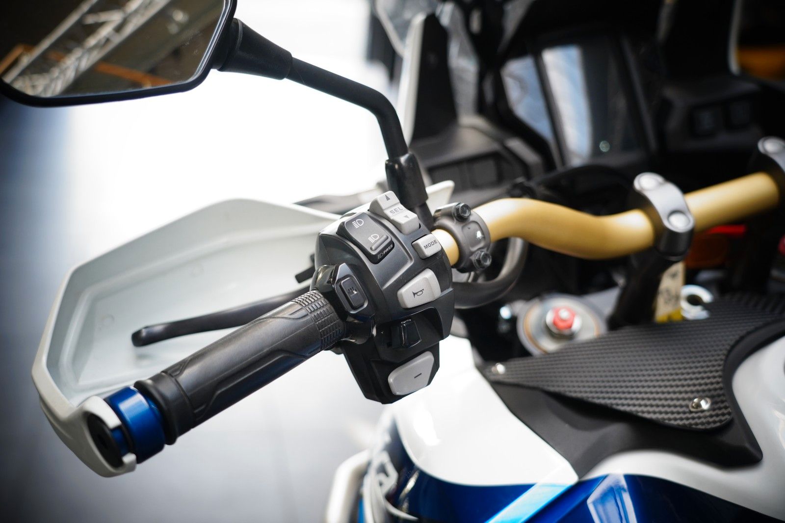 Fahrzeugabbildung Honda CRF 1000 Africa Twin Adventure Koffer