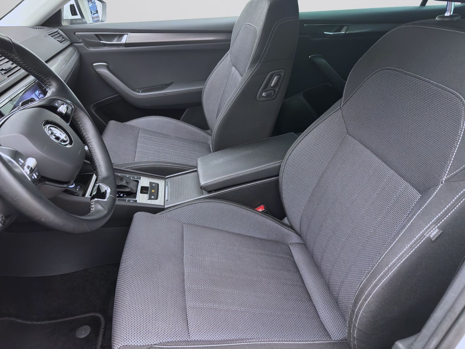 Skoda Superb - Bild 10
