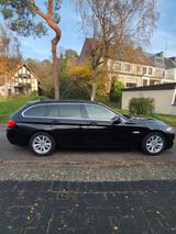 BMW 525d Touring - Leder - Bi-Xenon - 1. Vorbesitzer - BMW 525 in Köln