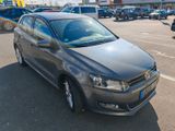 Volkswagen Polo 1.6 TDI Highline Top-Zustand - Volkswagen Polo aus 2010: 1.6