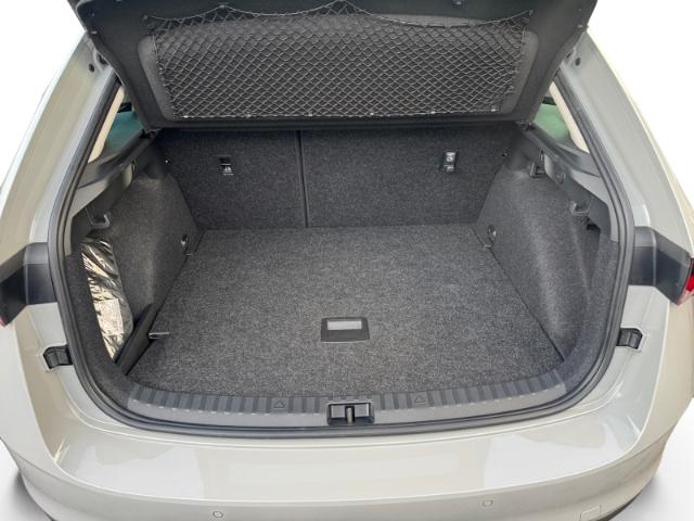 Skoda Scala 1.5 TSI DSG Selection MATRIX-LED NAVI 17'', миниатюра 19