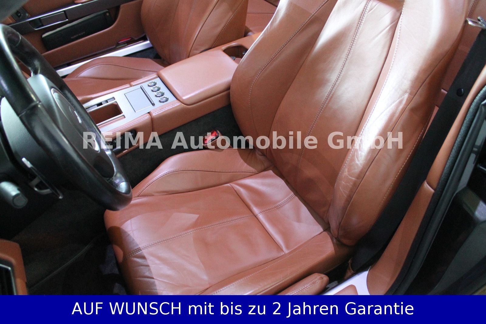 Fahrzeugabbildung Aston Martin DB9 Volante 5.9 i V12 Cabrio, Deut. Auslieferung
