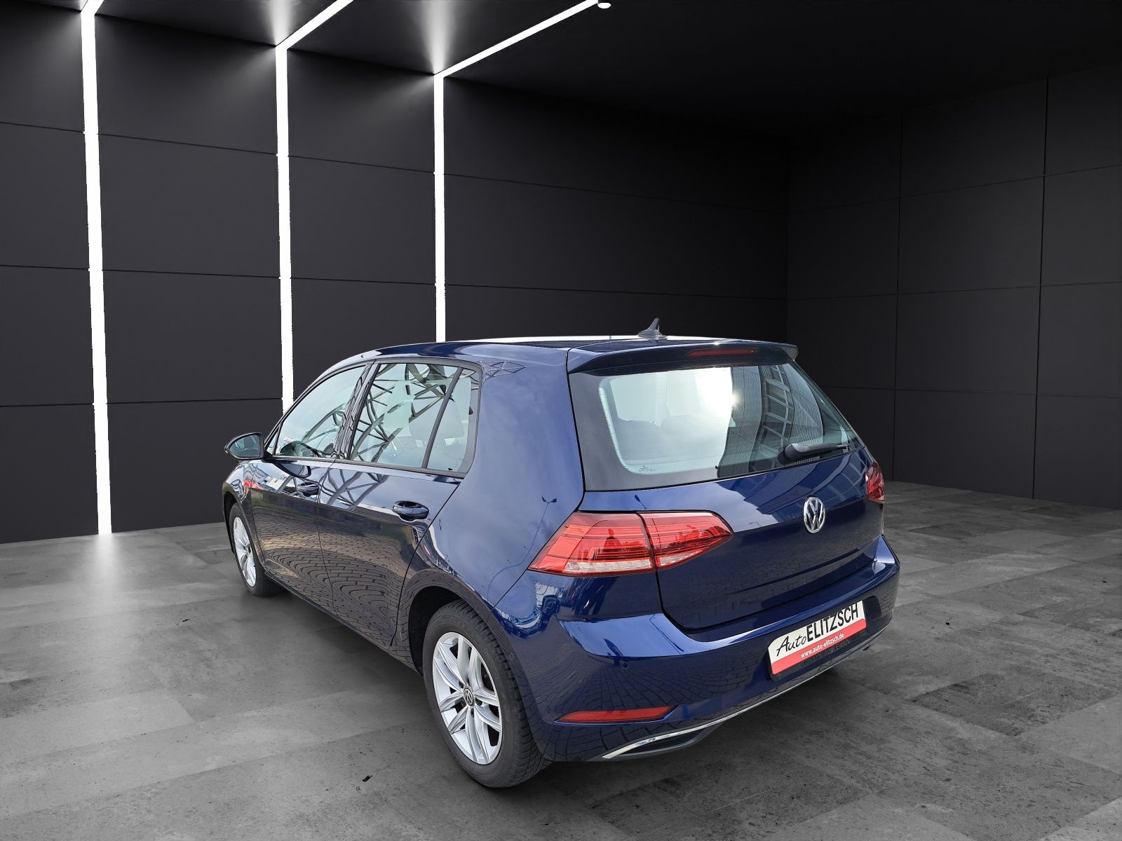 Fahrzeugabbildung Volkswagen Golf VII TSI Comfortline LED ACC Park-Assist SH