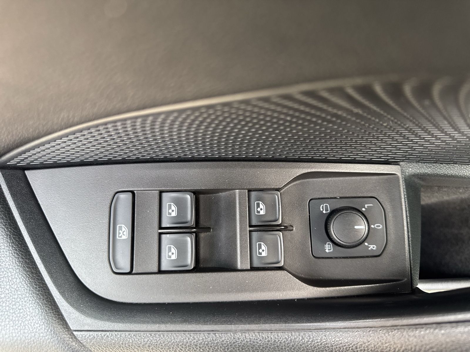 Octavia Combi Clever 2.0 TDI, RearView, LED, SUN