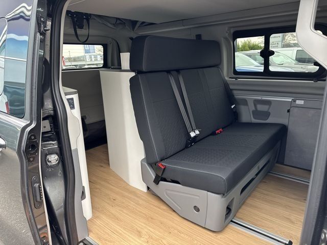 Fahrzeugabbildung Ford Tourneo Custom 2.0 320 L1 Nugget Camper