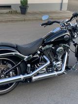 Harley-Davidson Breakout - Motorräder in Düsseldorf